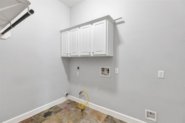 14115 Norhill Pointe Drive, Houston, TX 77044