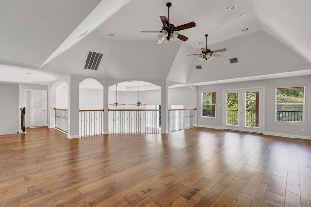 14115 Norhill Pointe Drive, Houston, TX 77044