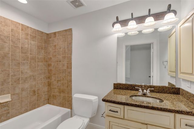 14115 Norhill Pointe Drive, Houston, TX 77044