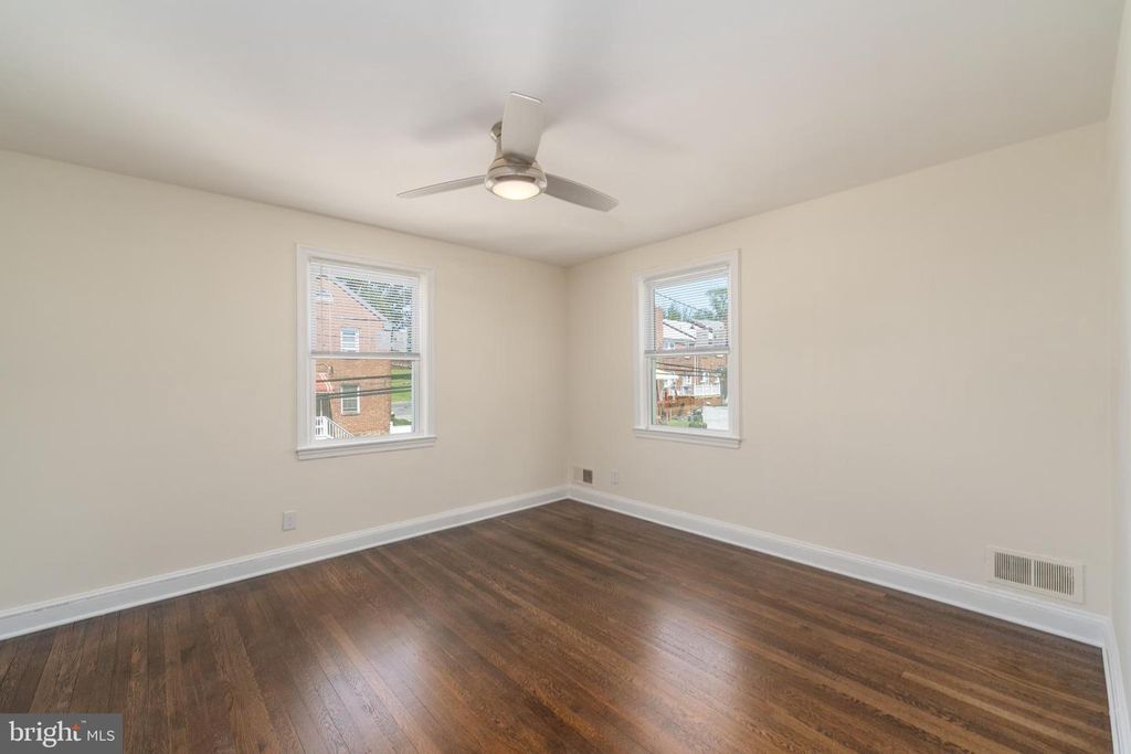 Image 23 of property listing at 3255 YOSEMITE AVE, Baltimore, MD 21215