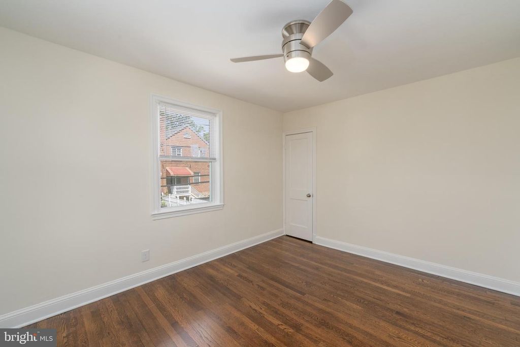 Image 24 of property listing at 3255 YOSEMITE AVE, Baltimore, MD 21215