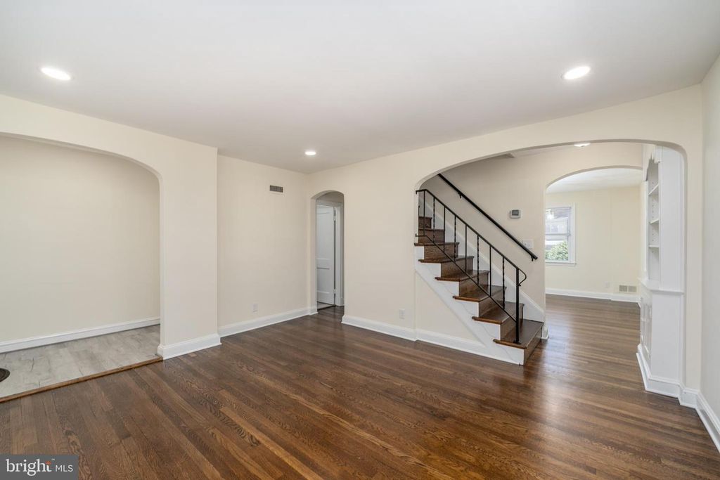 Image 3 of property listing at 3255 YOSEMITE AVE, Baltimore, MD 21215