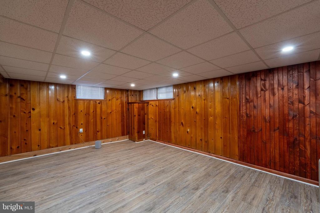 Image 31 of property listing at 3255 YOSEMITE AVE, Baltimore, MD 21215