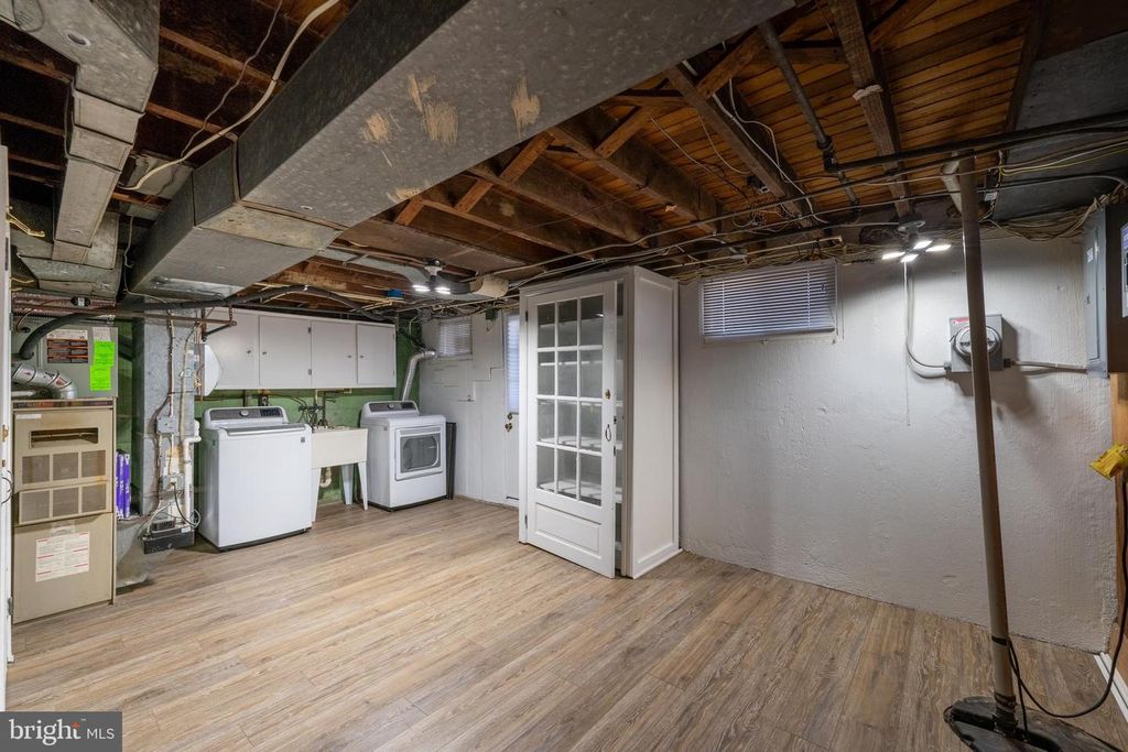 Image 34 of property listing at 3255 YOSEMITE AVE, Baltimore, MD 21215
