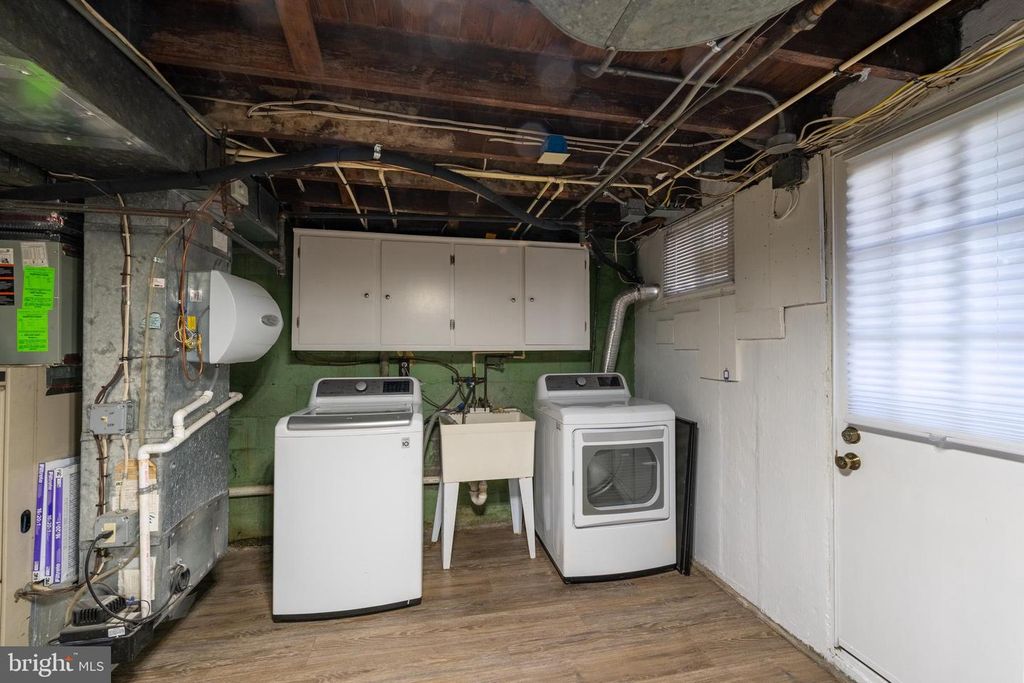 Image 36 of property listing at 3255 YOSEMITE AVE, Baltimore, MD 21215