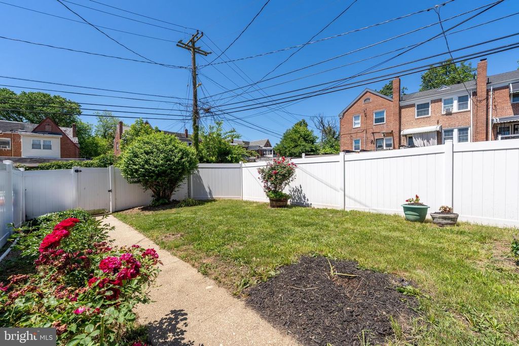 Image 38 of property listing at 3255 YOSEMITE AVE, Baltimore, MD 21215