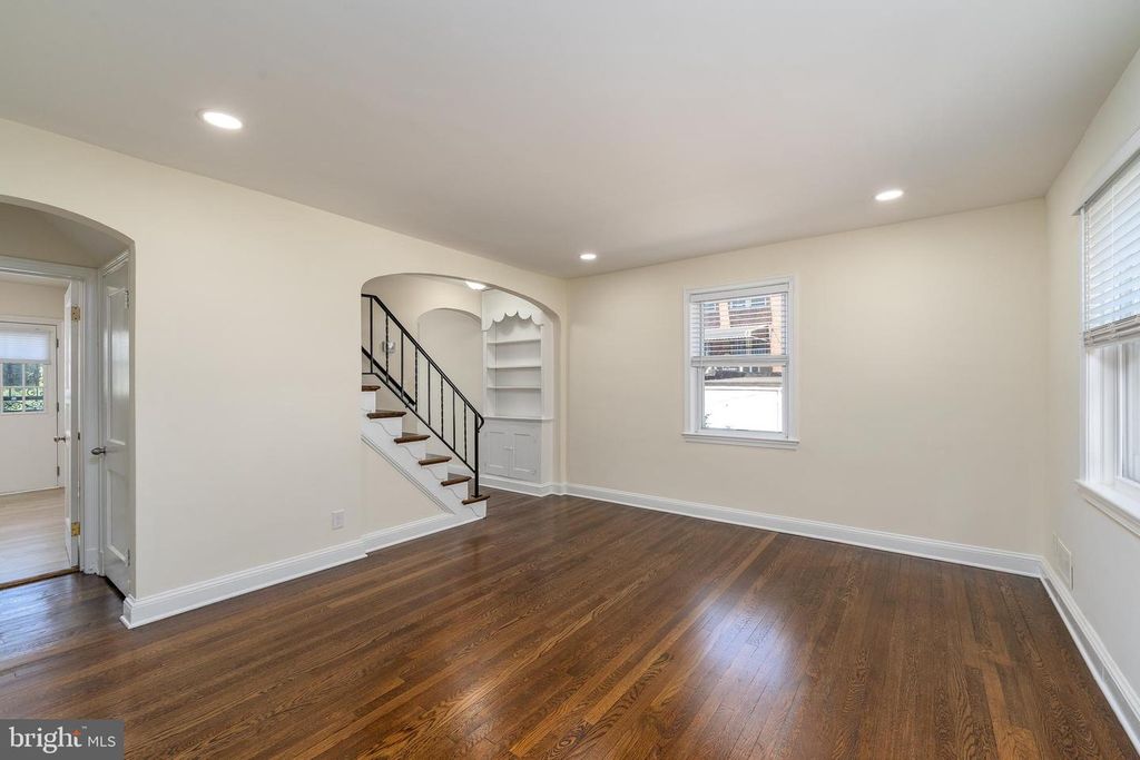 Image 6 of property listing at 3255 YOSEMITE AVE, Baltimore, MD 21215
