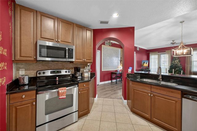 7521 MOURNING DOVE CIRCLE 103, Reunion, FL 34747