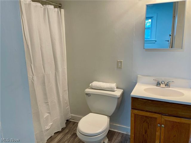 958 E Wilbeth Road Lower, Akron, OH 44306
