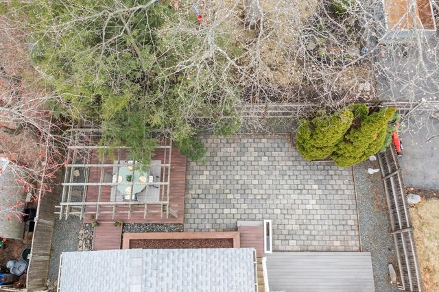 2 Lakeview Ave, Reading, MA 01867