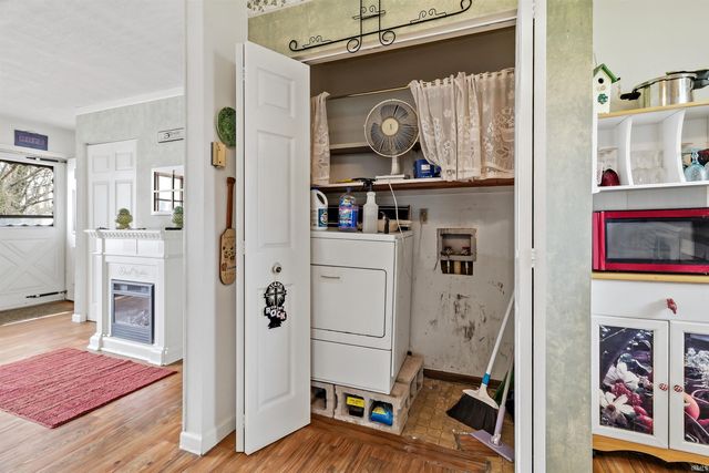 110 W North D Street, Gas City, IN 46933