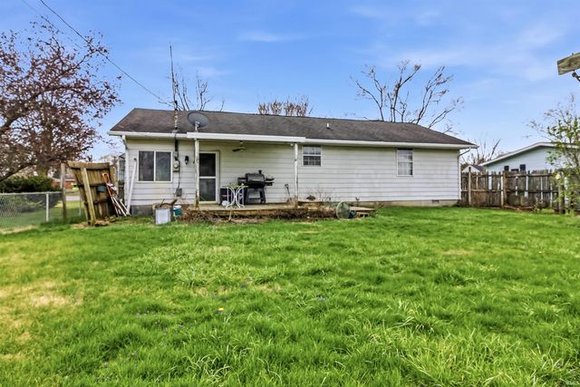 110 W North D Street, Gas City, IN 46933