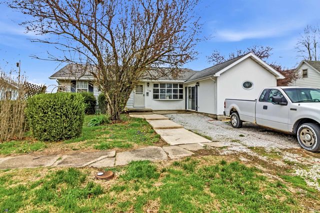 110 W North D Street, Gas City, IN 46933