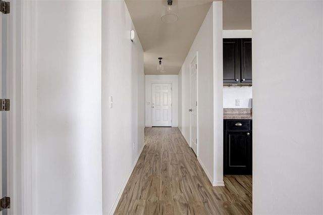 10207 Sussex Place, Oklahoma City, OK 73120