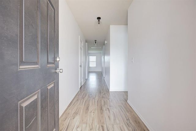 10207 Sussex Place, Oklahoma City, OK 73120