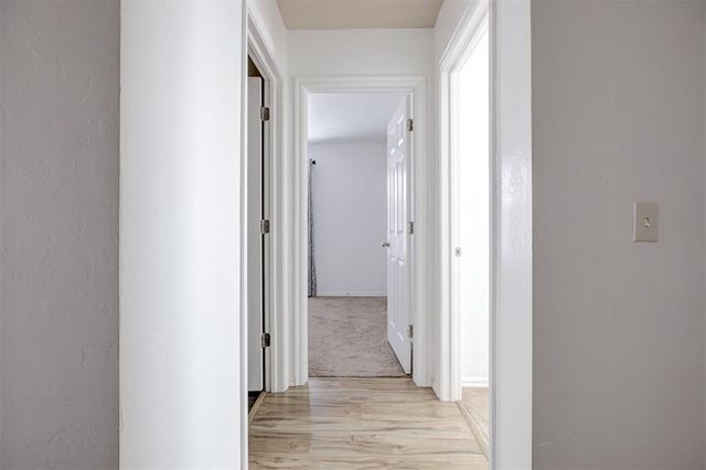 10207 Sussex Place, Oklahoma City, OK 73120