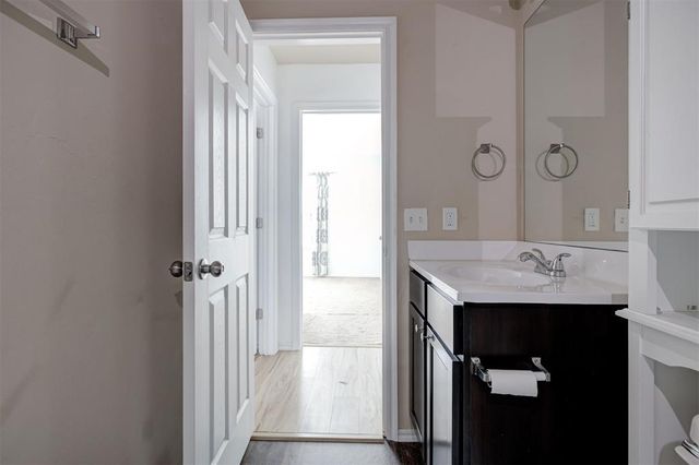 10207 Sussex Place, Oklahoma City, OK 73120