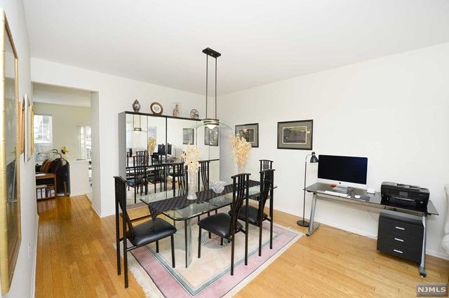 30 Gannet Court, Wayne, NJ 07470