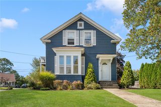 91 Warren Avenue, Cranston, RI 02920