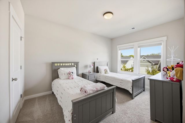 2110 Firelight Way, Ooltewah, TN 37363