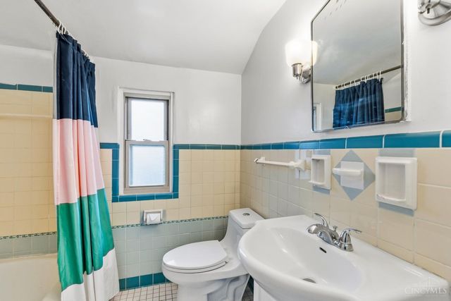 6123 Kingsford Drive, Cincinnati, OH 45224