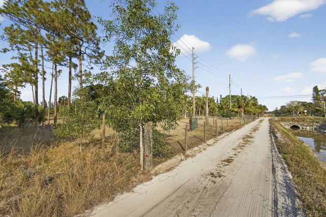 14685 40th Street N, Loxahatchee Groves, FL 33470