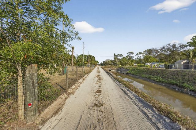 14685 40th Street N, Loxahatchee Groves, FL 33470