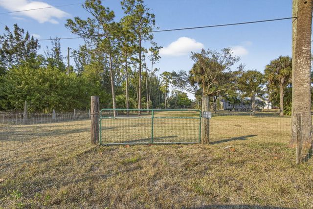 14685 40th Street N, Loxahatchee Groves, FL 33470