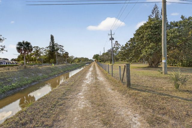 14685 40th Street N, Loxahatchee Groves, FL 33470