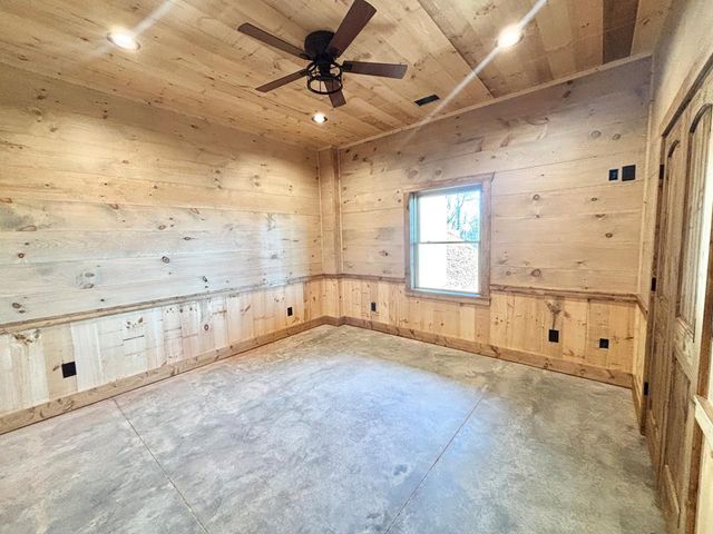 467 Skylight Drive, Blue Ridge, GA 30513