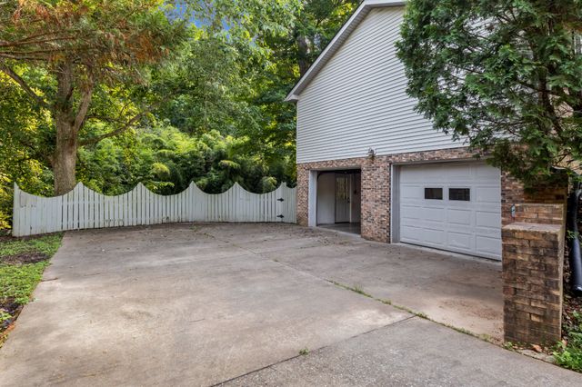 336 Andrew Dr, Clarksville, TN 37042