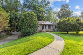 336 Andrew Dr, Clarksville, TN 37042