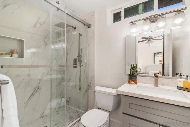 8468 Calle Morelos, San Diego, CA 92126