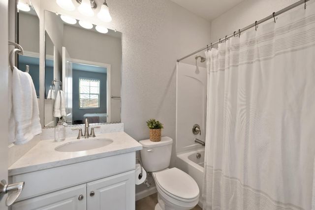 7860 Mount Evans Cir, Roseville, CA 95747