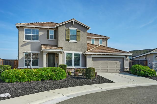 7860 Mount Evans Cir, Roseville, CA 95747