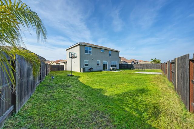 7860 Mount Evans Cir, Roseville, CA 95747