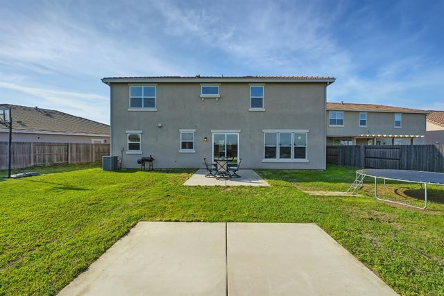 7860 Mount Evans Cir, Roseville, CA 95747