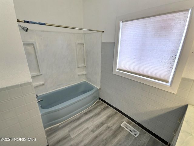 1420 Upton Avenue, Toledo, OH 43607