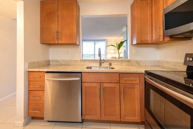 1391 S OCEAN 803, Pompano Beach, FL 33062