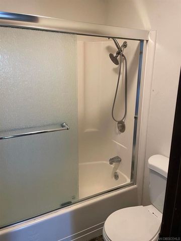 5350 Baltimore Dr. 12, La Mesa, CA 91942