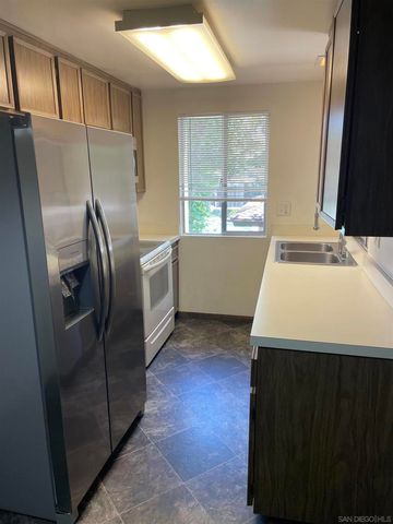 5350 Baltimore Dr. 12, La Mesa, CA 91942