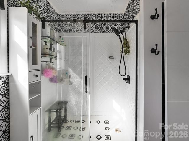 2313 Hyder Mountain Road, Clyde, NC 28721