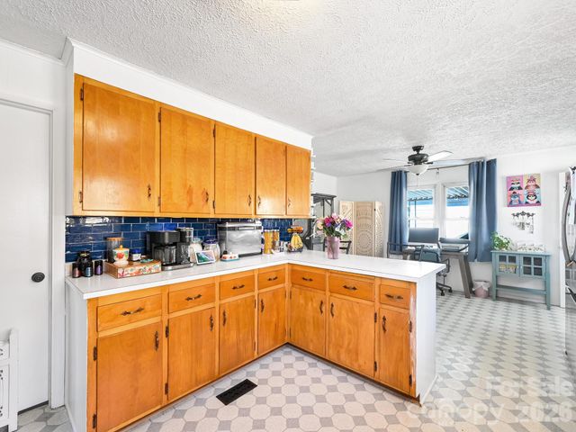 2313 Hyder Mountain Road, Clyde, NC 28721