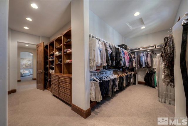 6090 Lake Geneva Drive, Reno, NV 89511