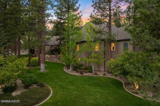 6090 Lake Geneva Drive, Reno, NV 89511