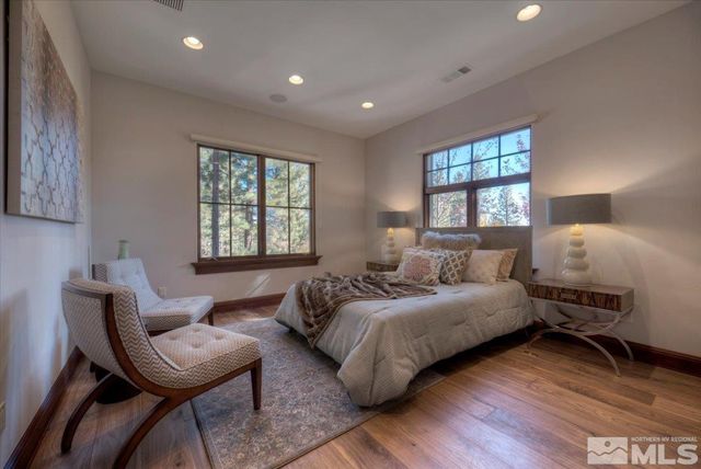 6090 Lake Geneva Drive, Reno, NV 89511