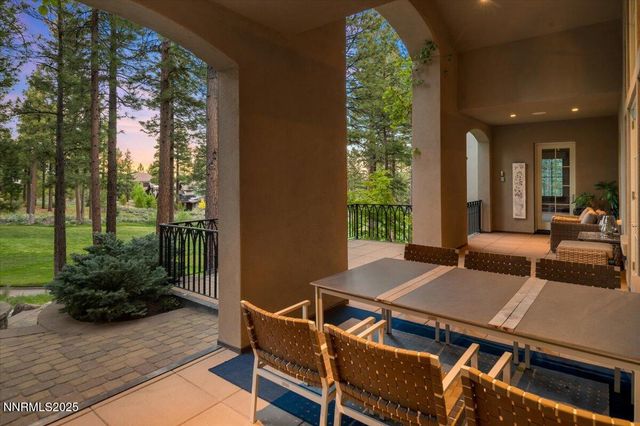 6090 Lake Geneva Drive, Reno, NV 89511