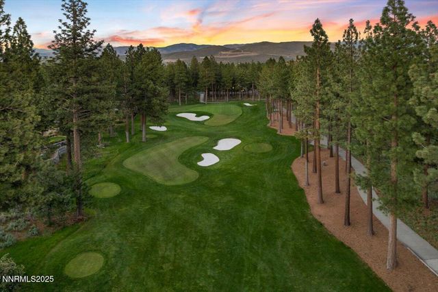 6090 Lake Geneva Drive, Reno, NV 89511