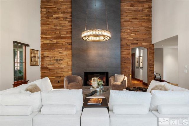 6090 Lake Geneva Drive, Reno, NV 89511