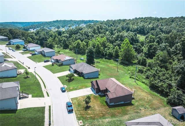 118 Sycamore Drive, St Robert, MO 65584